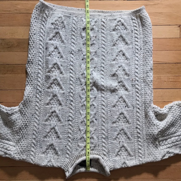 Roll Neck Cabled Sweater 100% British Wool Size Large EUC - Picture 6 of 8